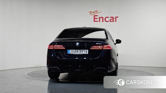 BMW 5 Series (G60) id 4194014 из Кореи 32