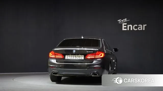 BMW 5 Series (G30) id 3747735 из Кореи 14