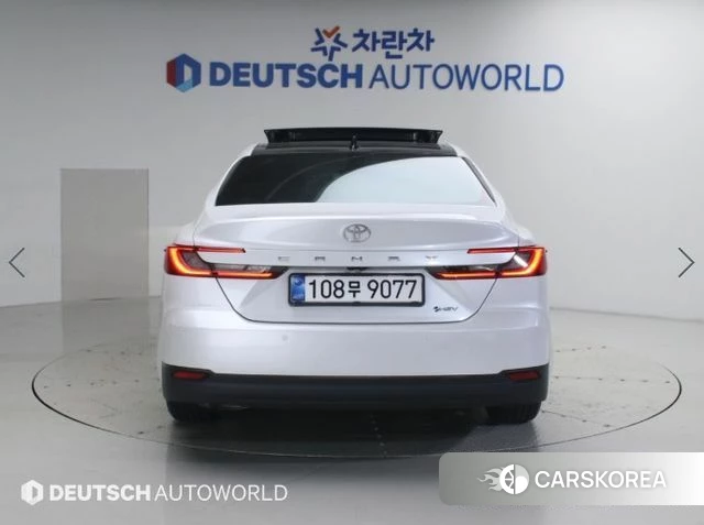 Toyota Camry (XV80) 2025 Белый из Кореи, фото 4