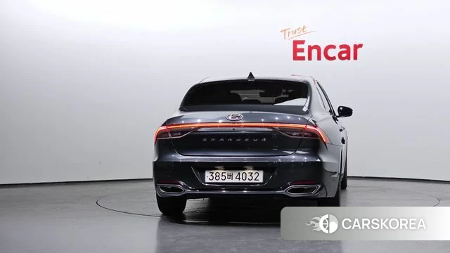 Hyundai The New Grandeur IG id 4731958 из Кореи 25