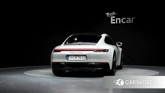 Porsche 911(992) id 4201508 из Кореи 14