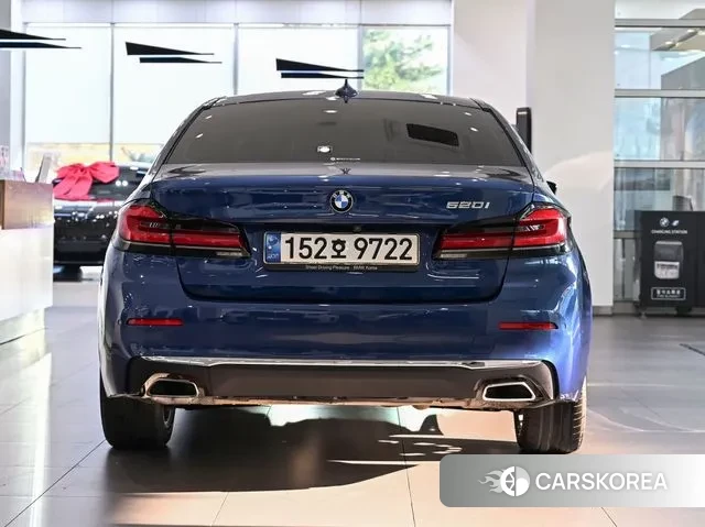 BMW 5 Series (G30) id 3412272 из Кореи 14