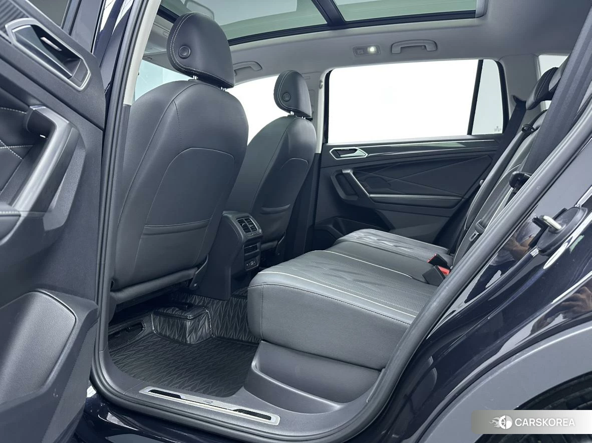 Volkswagen Tiguan L id 4504914 из Китая 17