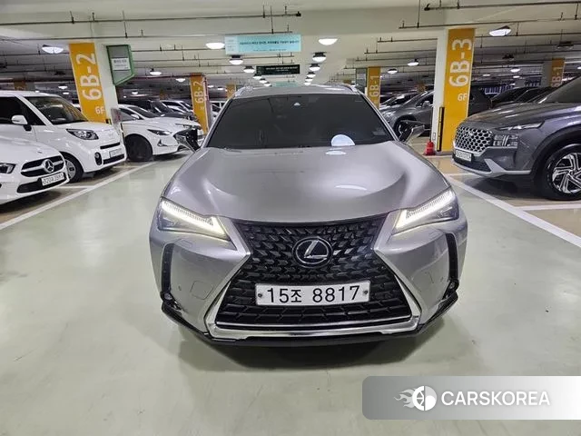 Lexus UX250h id 3479896 из Кореи 12