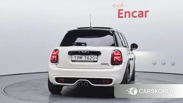 Mini Cooper S id 3500020 из Кореи 14