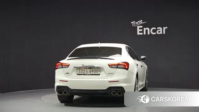 Maserati Ghibli id 3128952 из Кореи 14