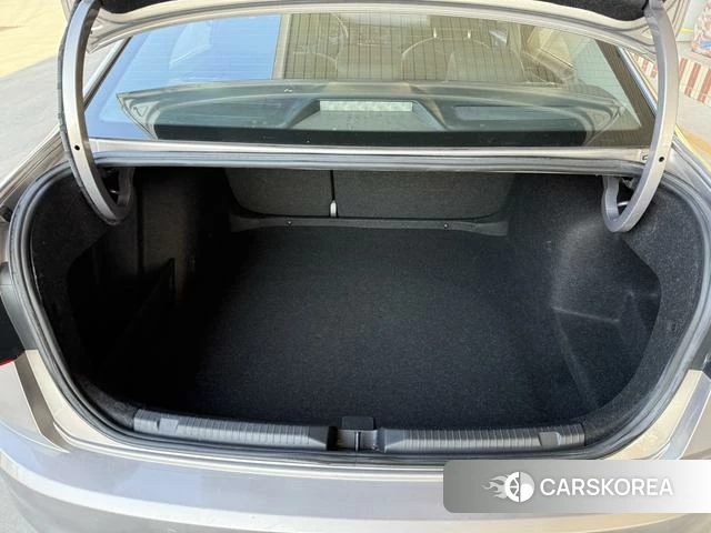 Volkswagen Bora id 4253731 из Китая 12