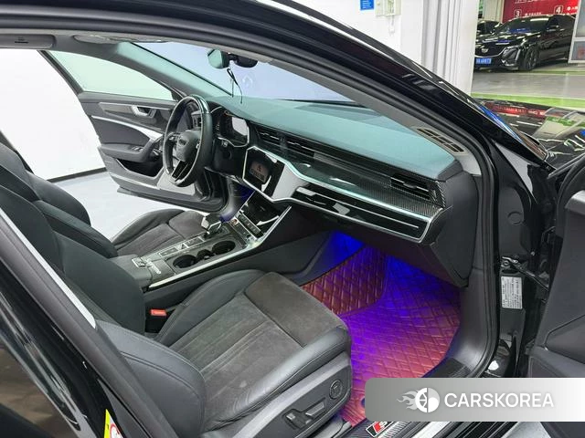 Audi A6 (import) 2021 Черный из Китая, фото 4