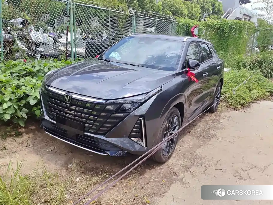 Chang'an UNI-Z New Energy id 4674435 из Китая 10