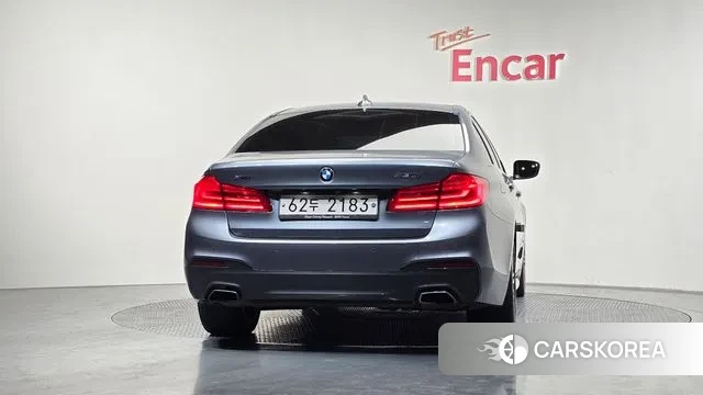 BMW 5 Series (G30) id 3557575 из Кореи 14