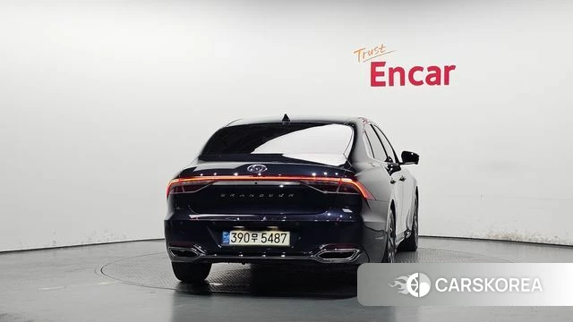 Hyundai The New Grandeur IG Hybrid id 4476253 из Кореи 30