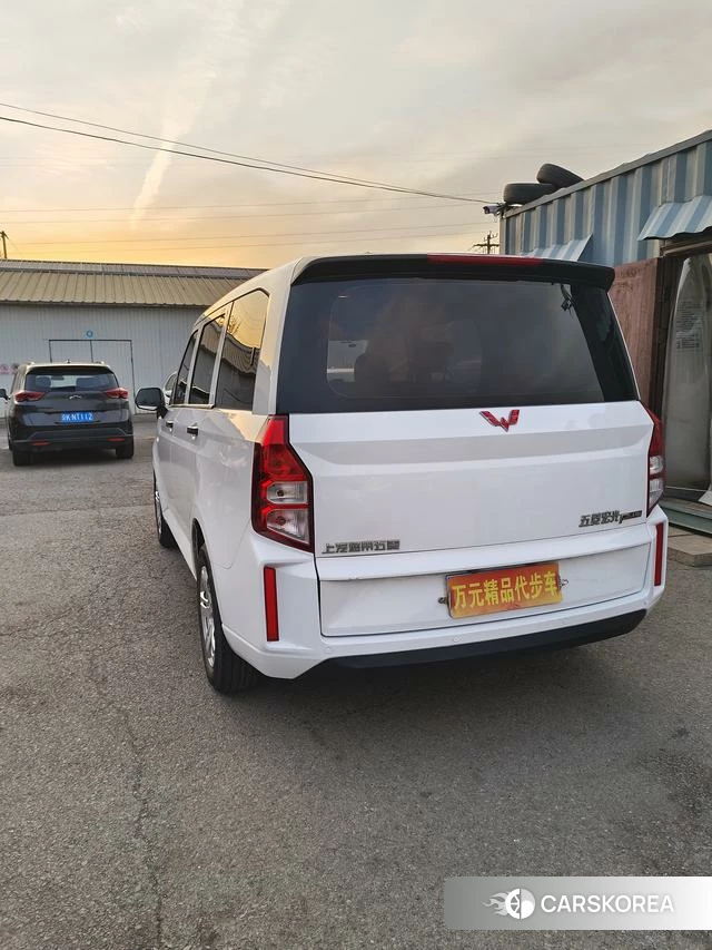 Wuling Automobile Wuling Hongguang PLUS 2023 Белый из Китая, фото 4