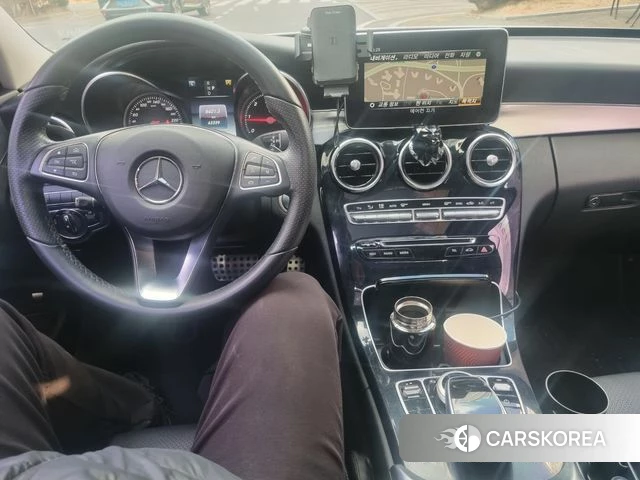 Mercedes-Benz C-Class W205 2018 Белый из Кореи, фото 4