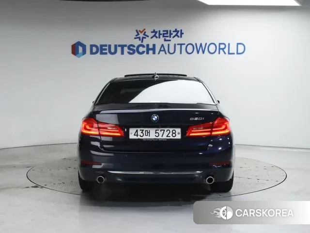 BMW 5 Series (G30) id 3622557 из Кореи 14