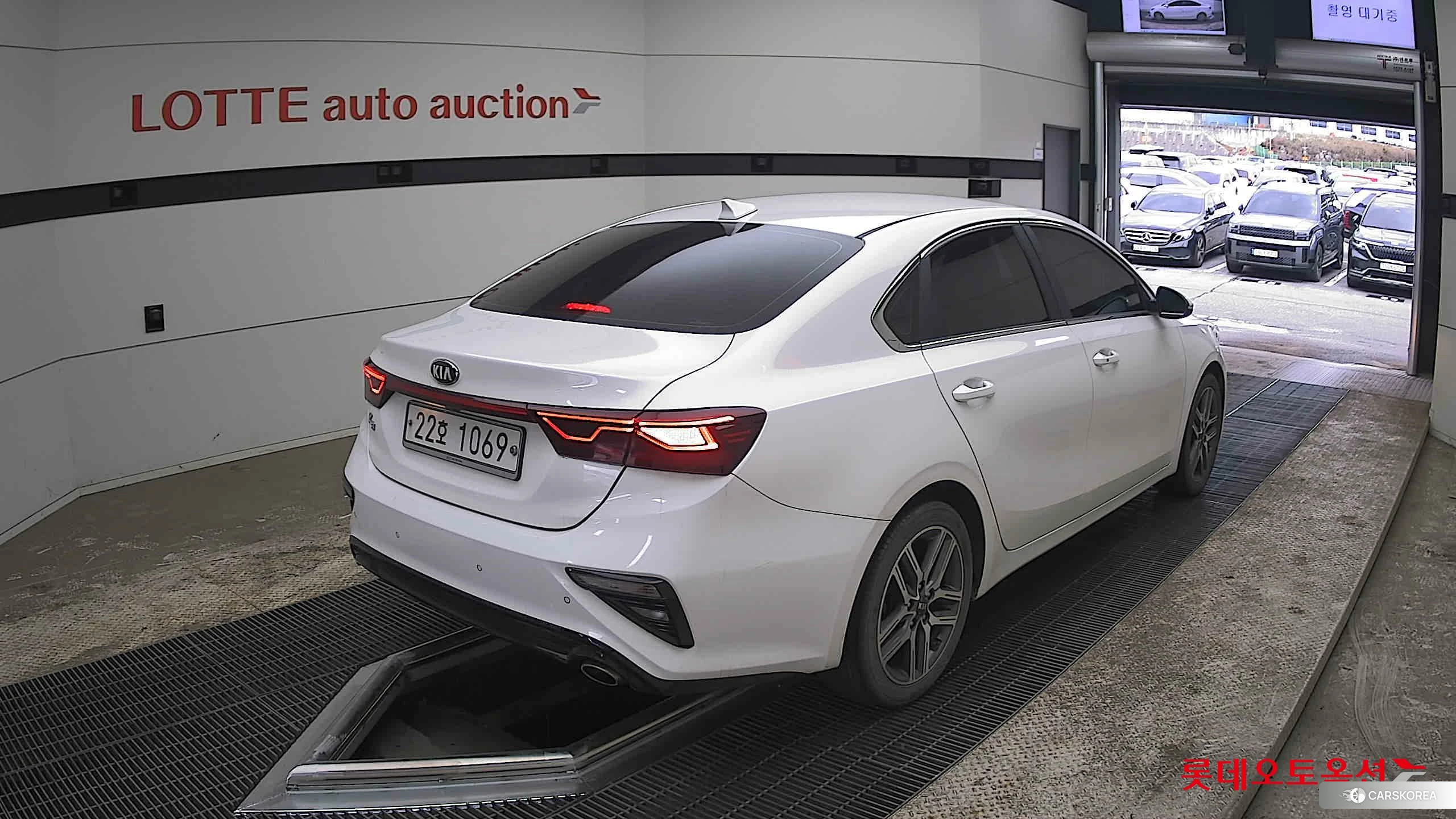 Kia K3 id 3869414 из Кореи 32