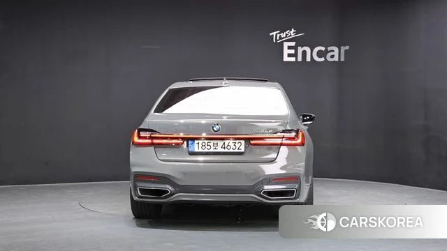 BMW 7 Series (G11) id 4580899 из Кореи 29
