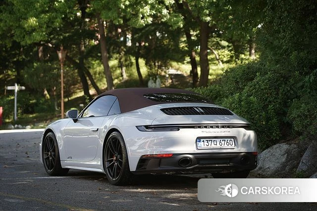 Porsche 911(992) id 4871263 из Кореи 9