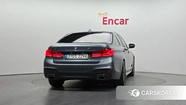 BMW 5 Series (G30) id 4310903 из Кореи 25