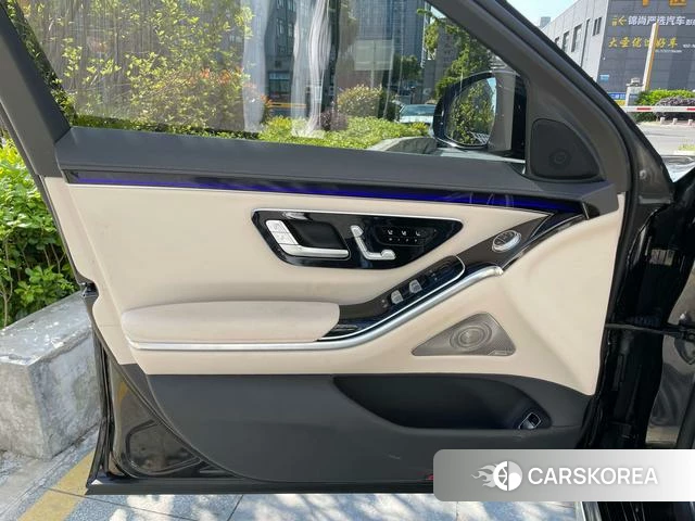 Mercedes-Benz S-class id 4259615 из Китая 18