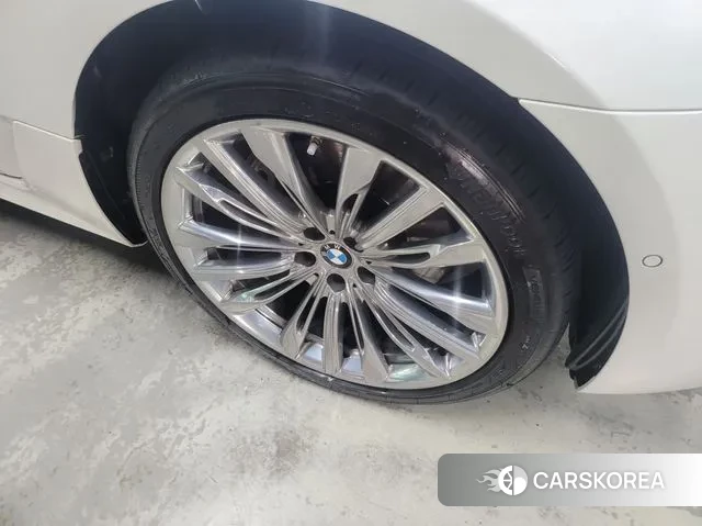 BMW 6 Series GT (G32) id 2903029 из Кореи 11