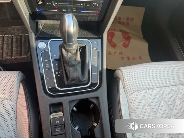 Volkswagen Magotan id 4198971 из Китая 12