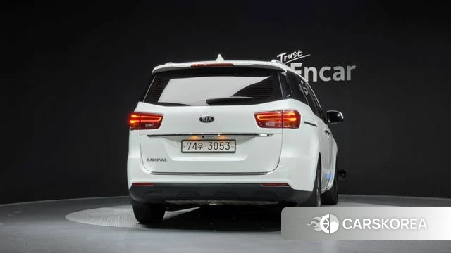 Kia The New Carnival id 4776233 из Кореи 14