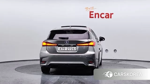 Lexus CT200h id 3578619 из Кореи 14