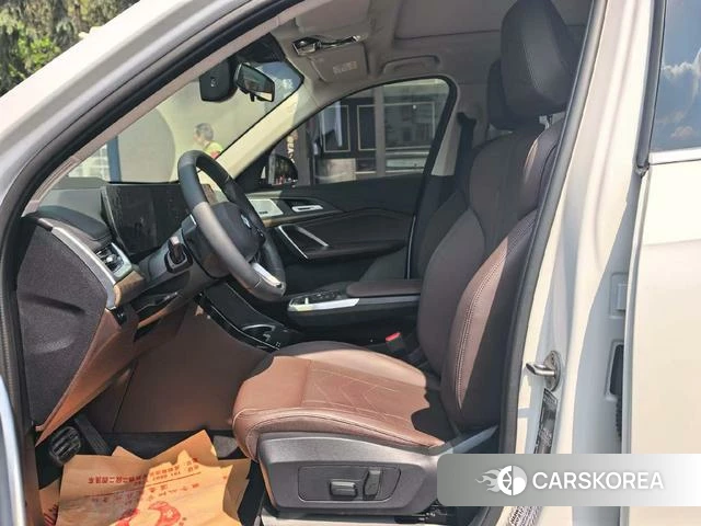 BMW X1 2024 Белый из Китая, фото 4