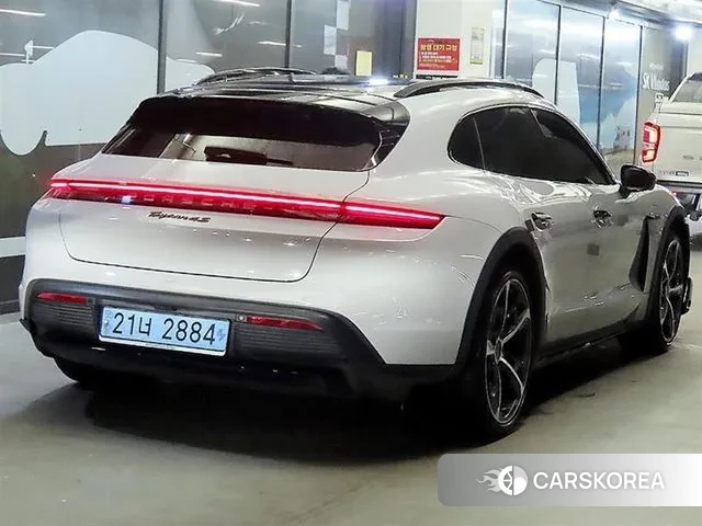 Porsche Taycan id 3644043 из Кореи 14