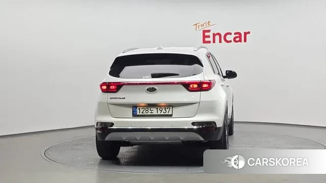 Kia Sportage The Bold id 3759935 из Кореи 14