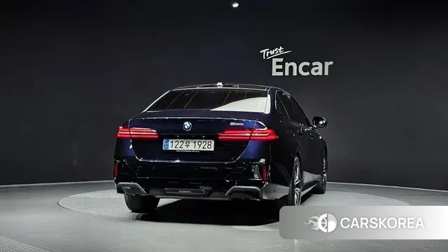 BMW 5 Series (G60) id 3400180 из Кореи 14