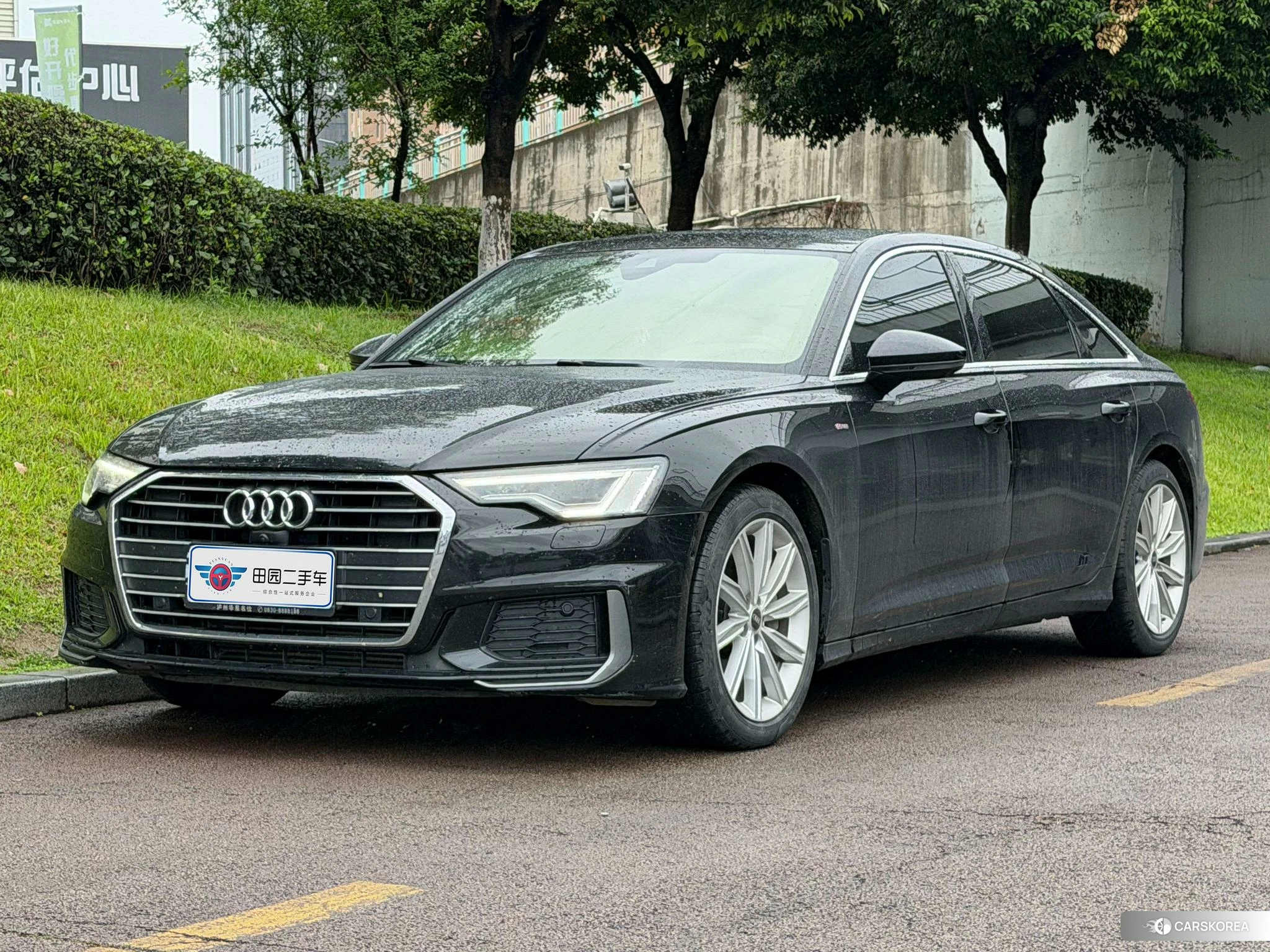 Audi A6L id 4510322 из Китая 7