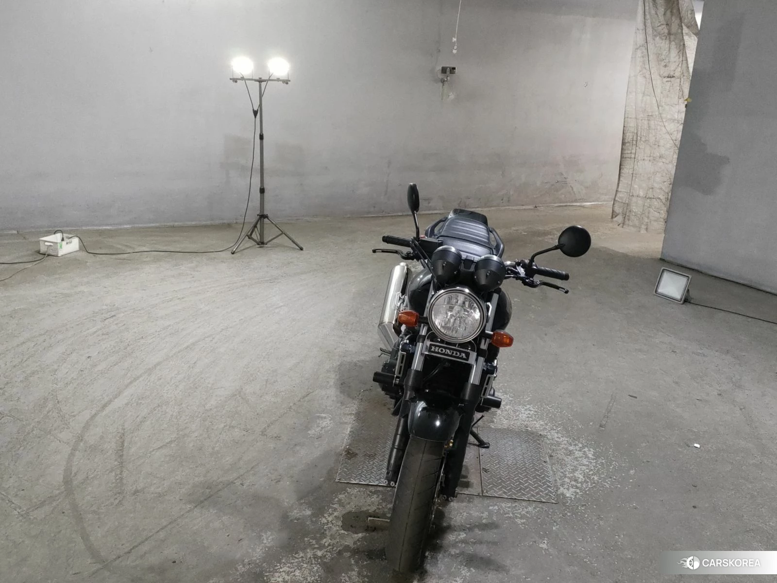 Проданный Honda CB400SF 2017 из Японии, фото 4