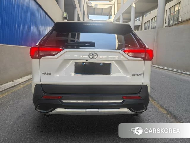 Toyota RAV4 Rongfang 2021 Белый из Китая, фото 4