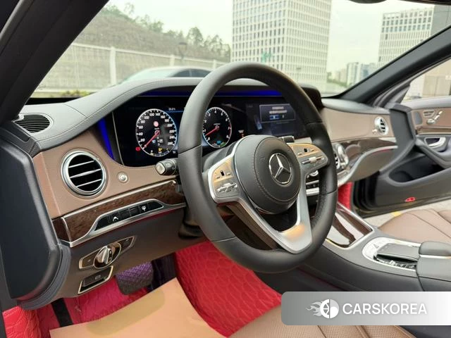 Mercedes-Benz S-class id 4265320 из Китая 19