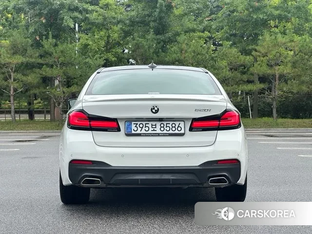 BMW 5 Series (G30) id 3032401 из Кореи 14