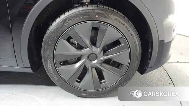 Tesla Model Y id 3751164 из Кореи 14