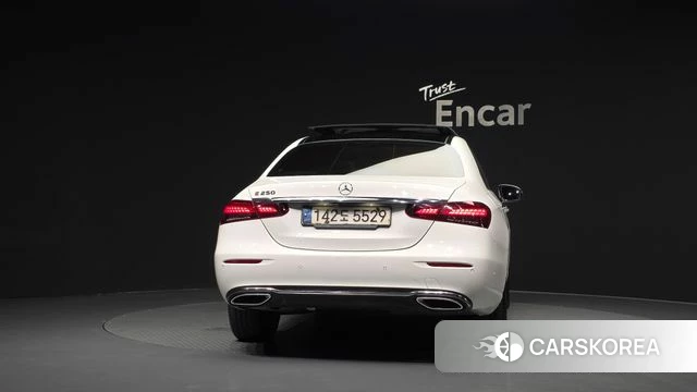 Mercedes-Benz E-Class W213 id 4657558 из Кореи 14