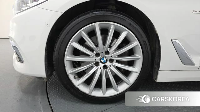BMW 5 Series (G30) id 4587210 из Кореи 34