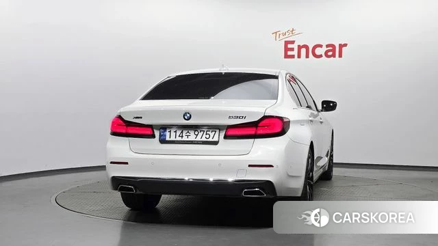 BMW 5 Series (G30) id 4422267 из Кореи 14