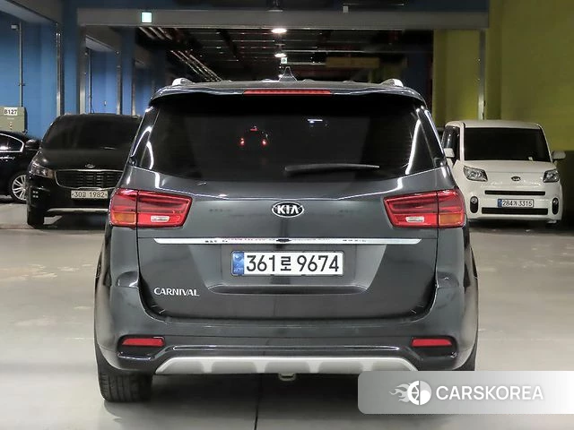 Kia The New Carnival id 3823895 из Кореи 14