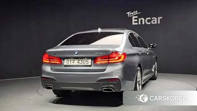 BMW 5 Series (G30) id 3558051 из Кореи 14