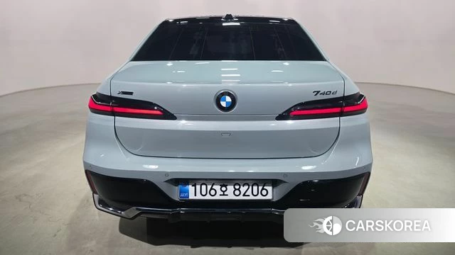 BMW 7 Series (G70) id 4206499 из Кореи 14