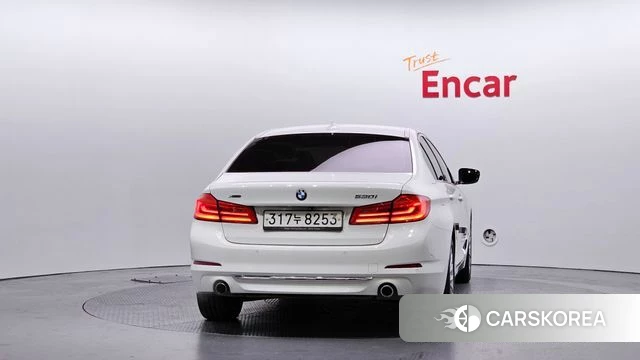 BMW 5 Series (G30) id 4476863 из Кореи 27