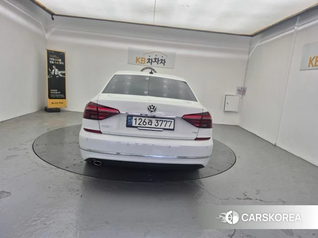 Volkswagen The New Passat id 4477440 из Кореи 12