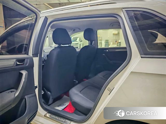 Volkswagen Santana 2019 Белый из Китая, фото 4