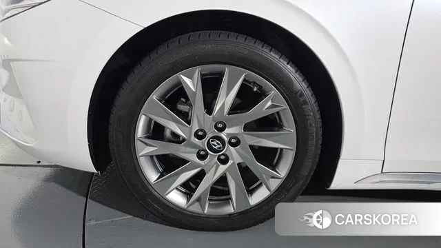 Hyundai The New Grandeur IG Hybrid id 3356190 из Кореи 14