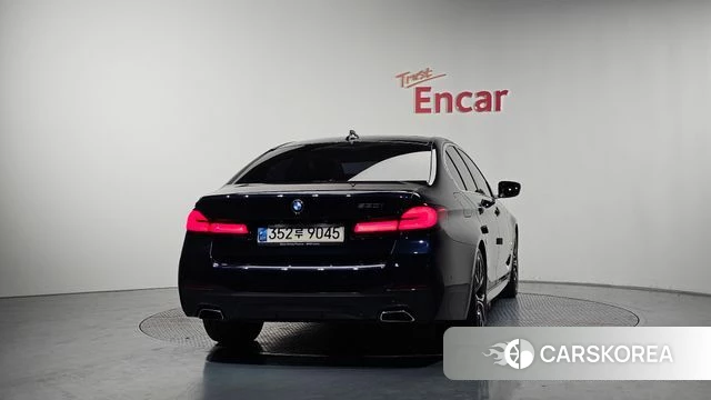 BMW 5 Series (G30) id 3954682 из Кореи 14