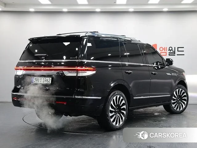 Lincoln Navigator 4th generation id 3701176 из Кореи 14