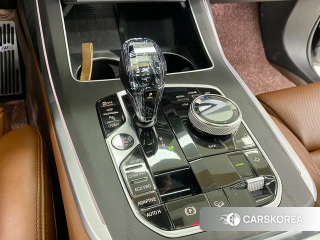 BMW X7 id 4272296 из Китая 17